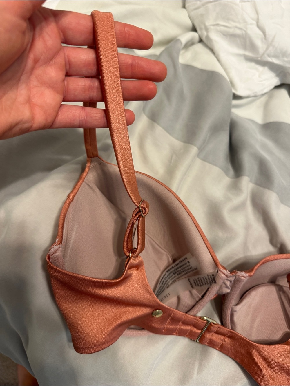 Victoria's Secret Molded Bikini Top - Rusty Terracotta 32DDD - Picture 4 of 6